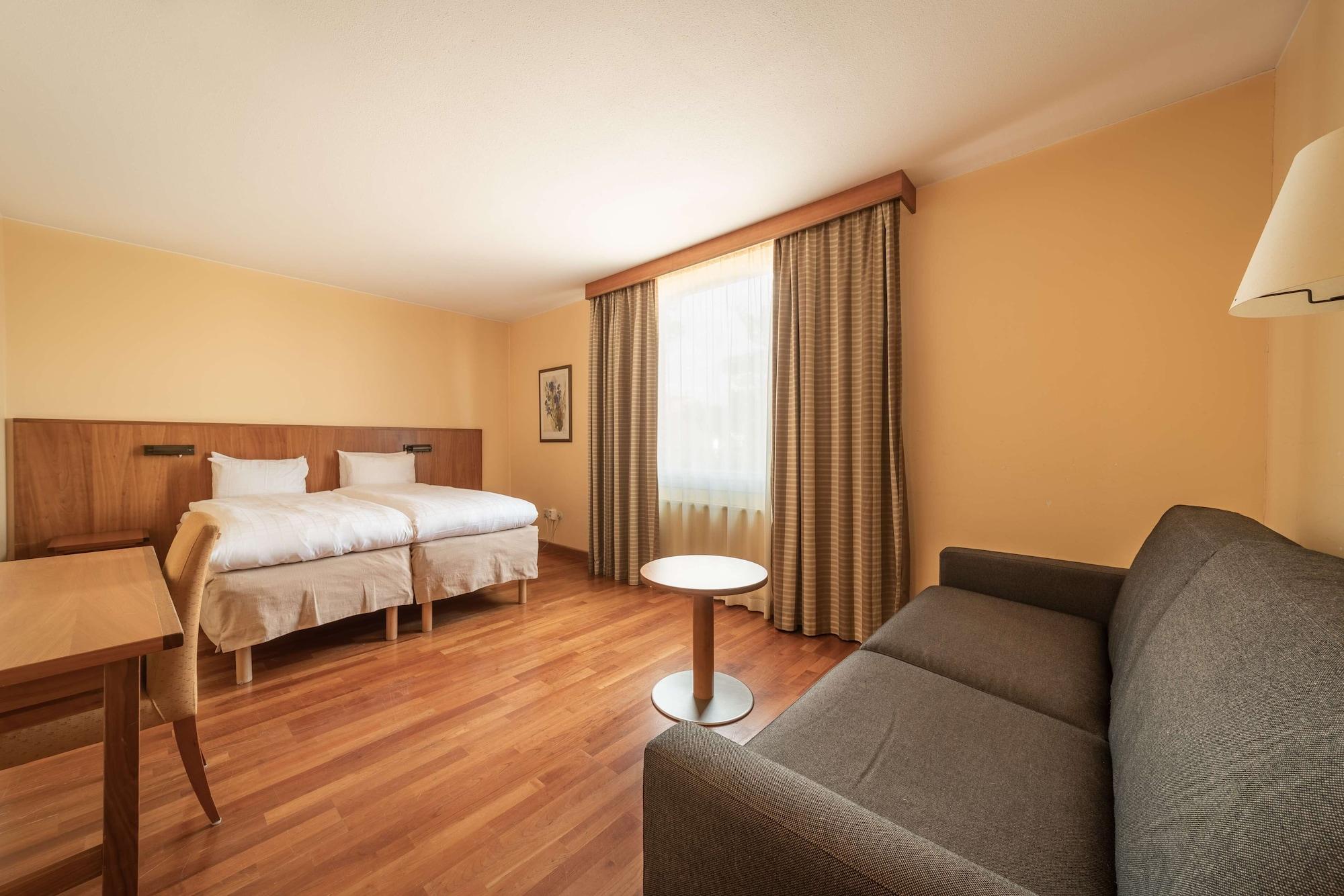 Best Western Plus Skogshojd Södertälje Extérieur photo