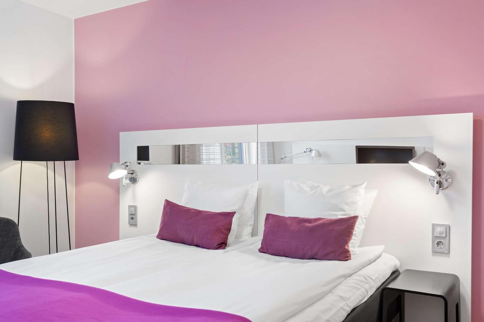 Best Western Plus Skogshojd Södertälje Extérieur photo
