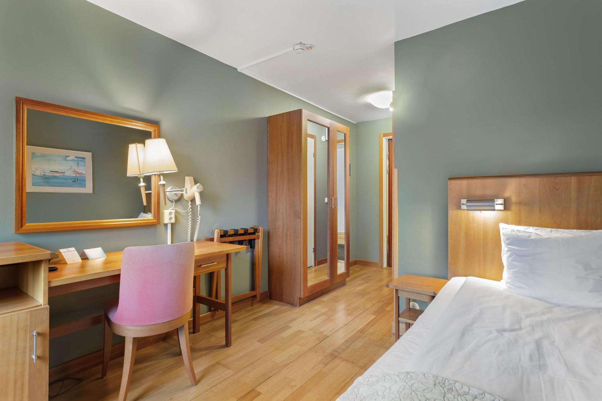 Best Western Plus Skogshojd Södertälje Extérieur photo