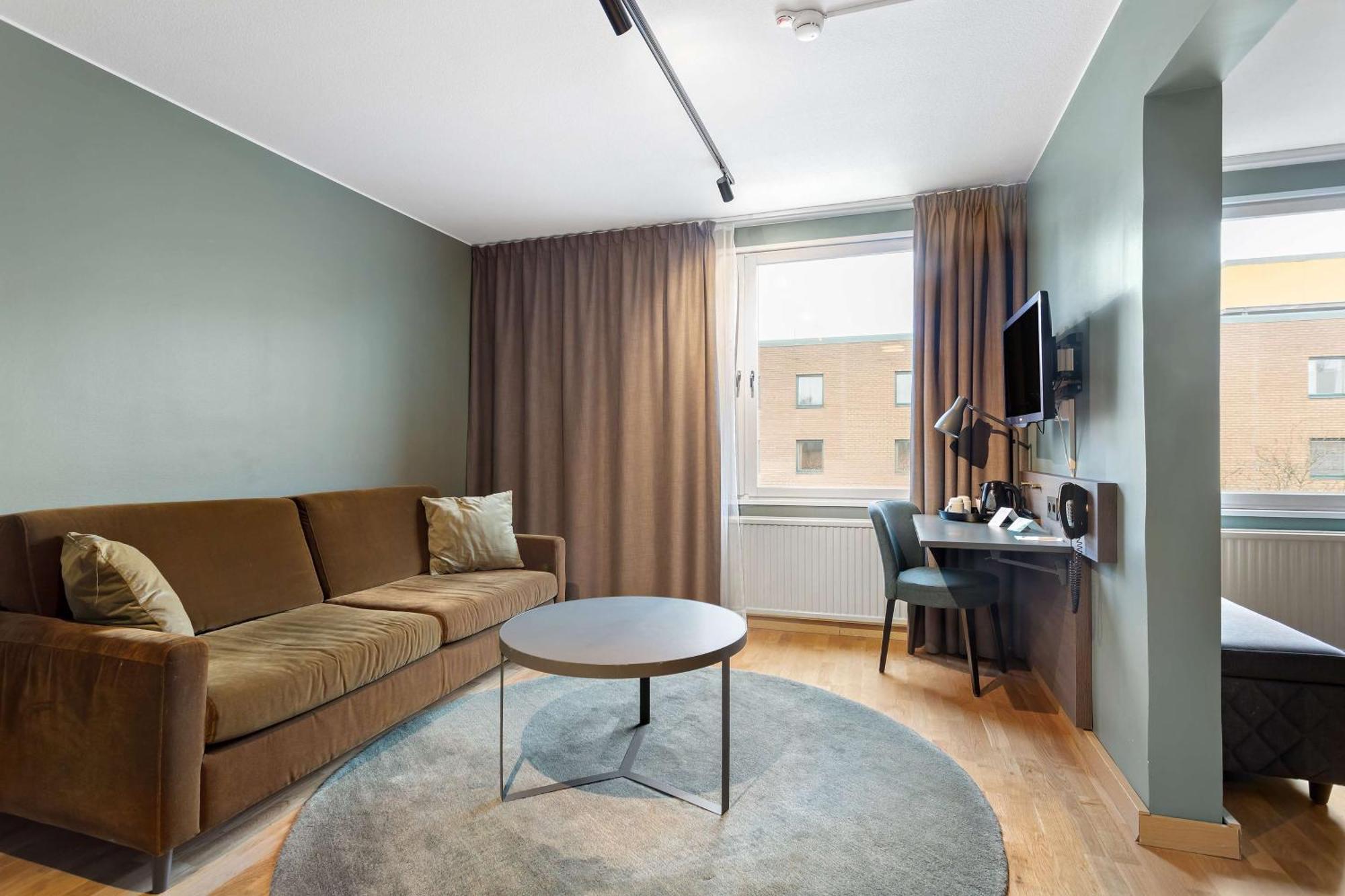 Best Western Plus Skogshojd Södertälje Extérieur photo